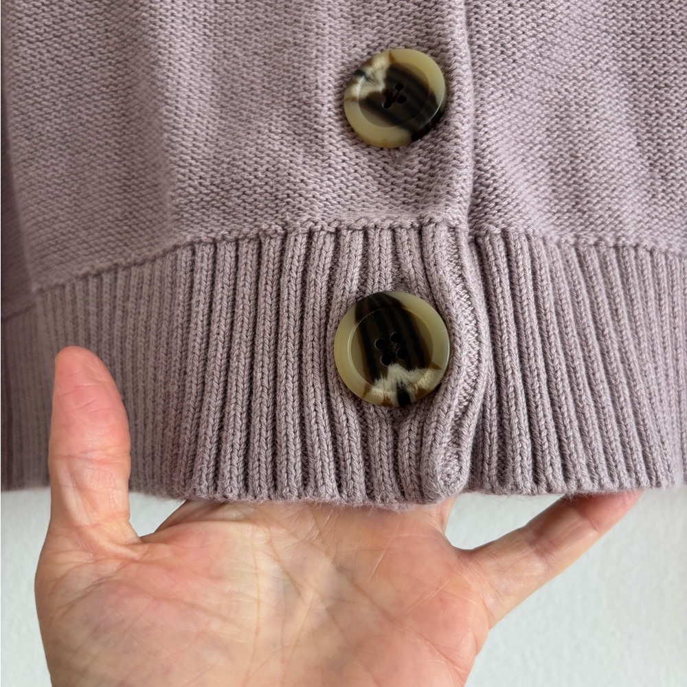 Quince 100% Organic Cotton Cropped Cardigan / Lilac Button-Up Women's Cardigan - Picture 4 of 10